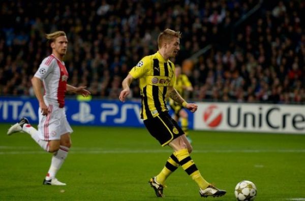 多特蒙德翻盘巴黎,伊布带队取胜 多特蒙德翻盘巴黎,伊布带队取胜