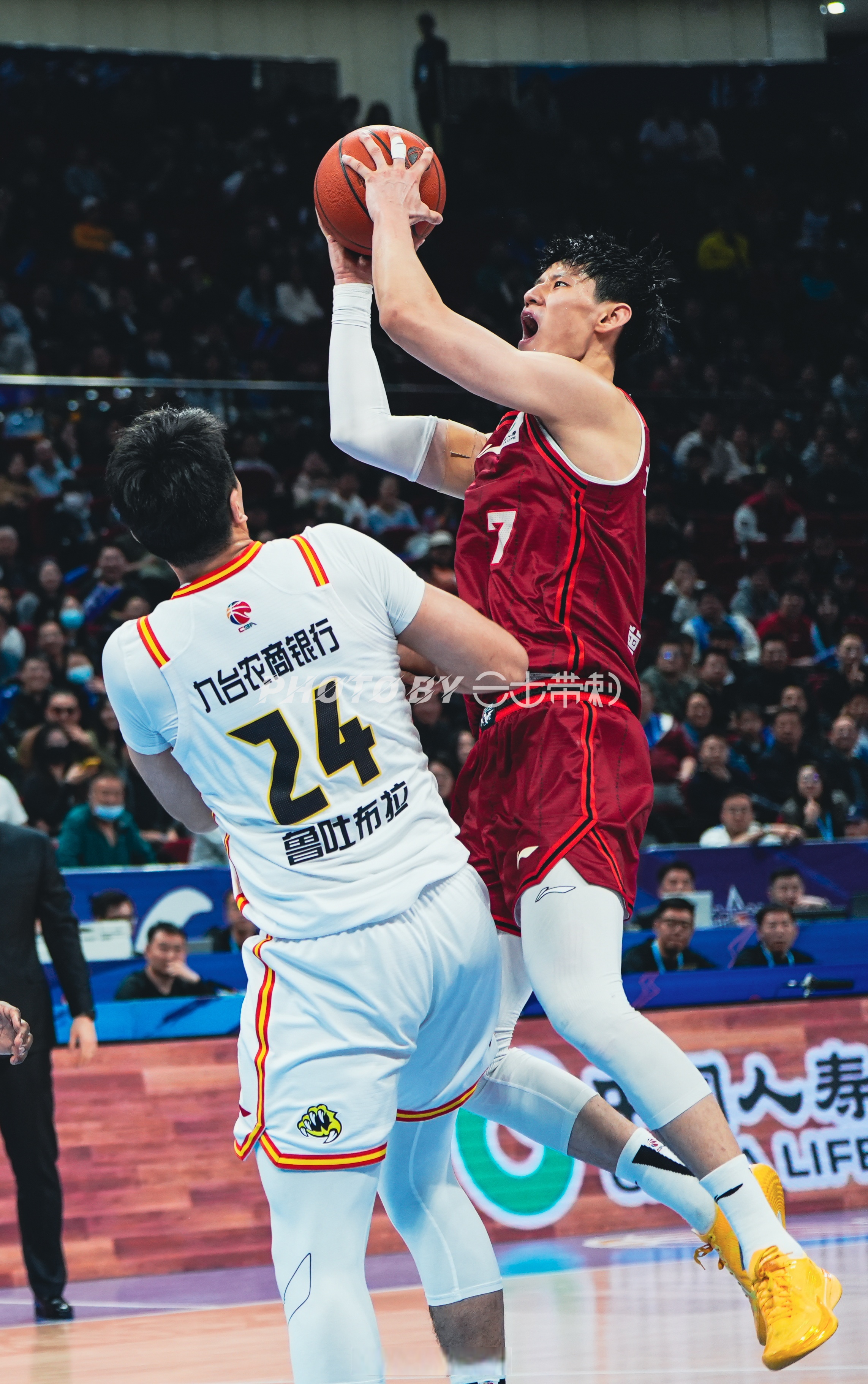 开云体育APP下载-猛龙险胜北京队，锡安关键制胜