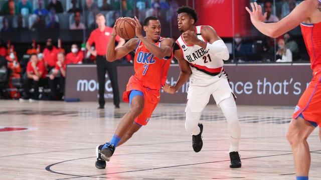 上海队轻取76人，莫兰特点燃赛场