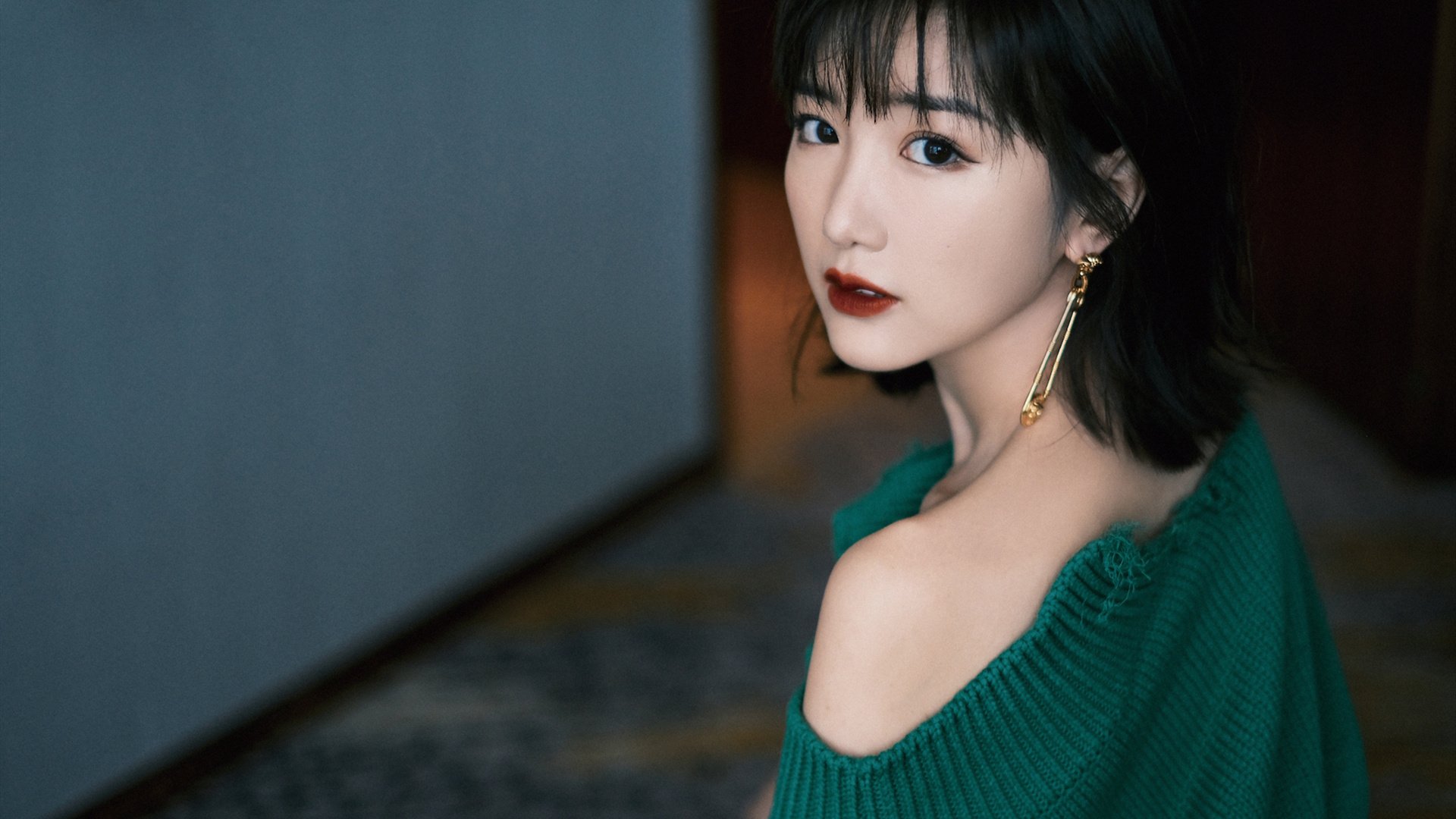 辽宁队淘汰火箭，酒吧爆冷夜，布克37分导演史诗逆转