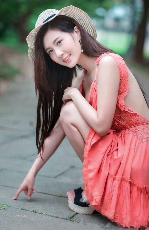 膝盖与手指，两种征服的寓言