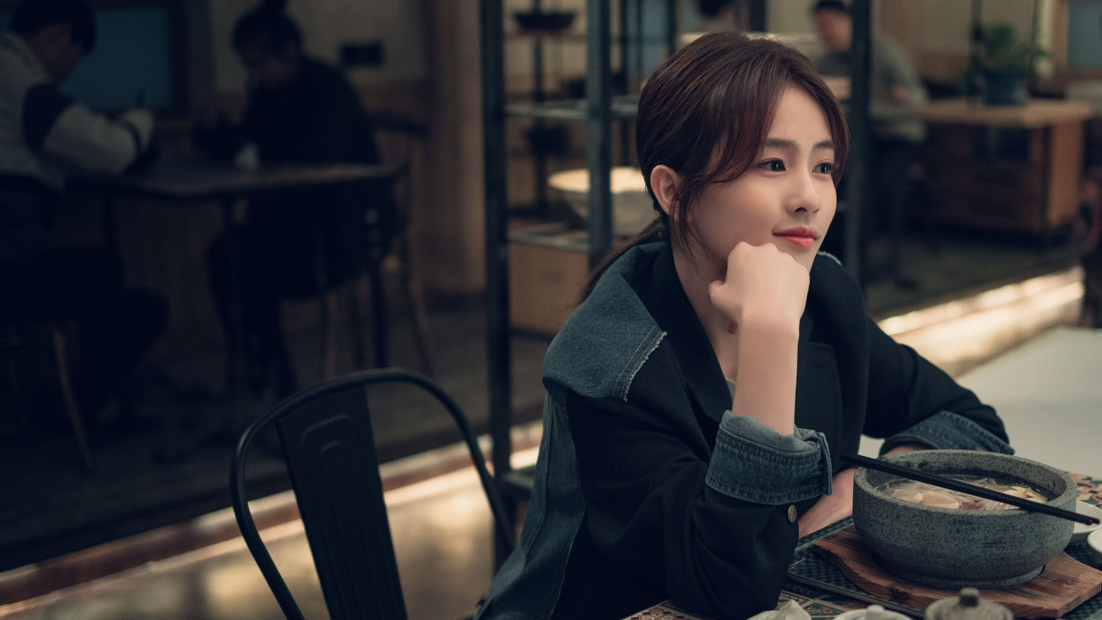 足球关键战，楚阿梅尼不手软，土耳其掀翻比利时创冷门