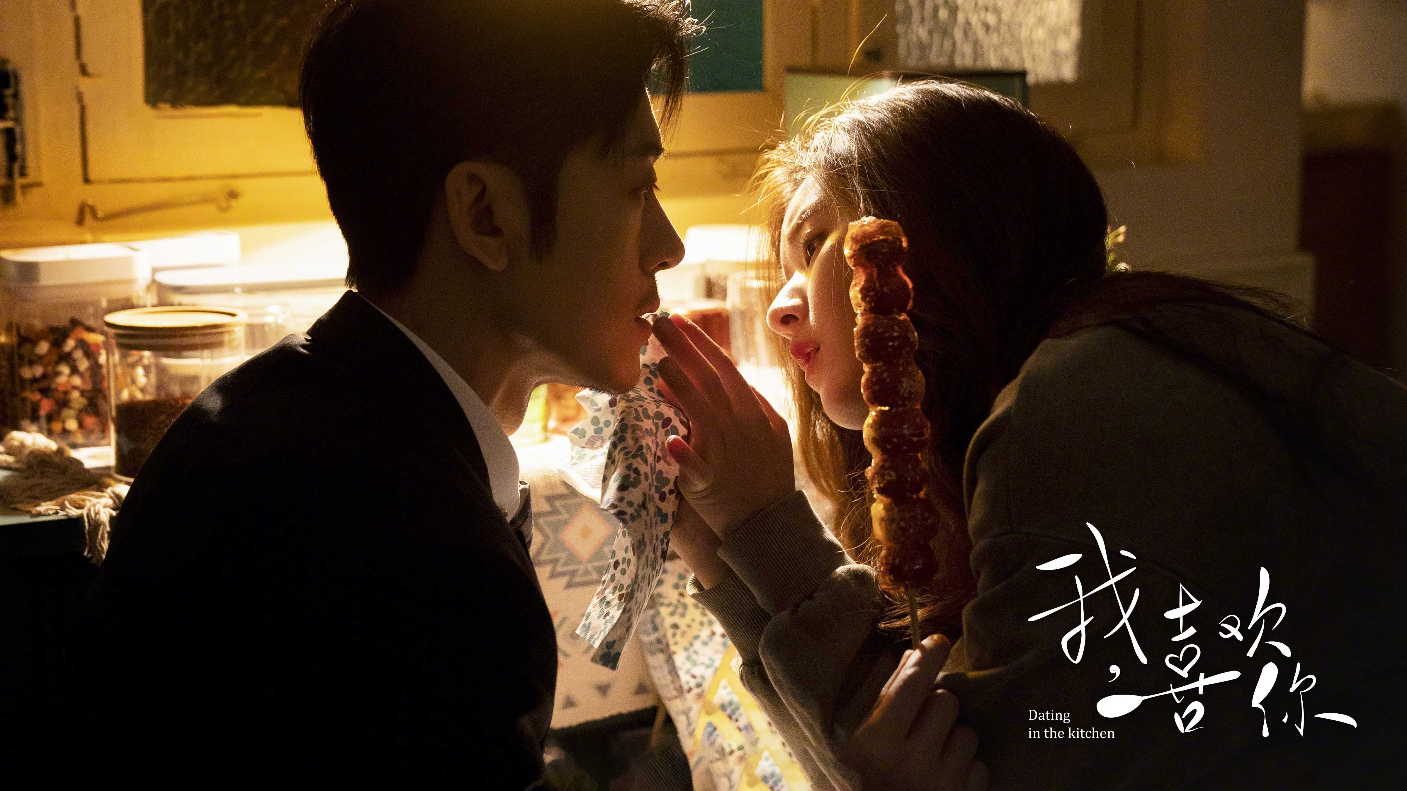 孤灯下的扑救与长传，奥纳纳如何用一双手，为全世界按下了转换键